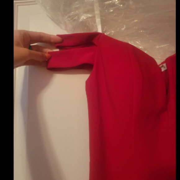 NWT off shoulder red gown - Picture 2 of 4